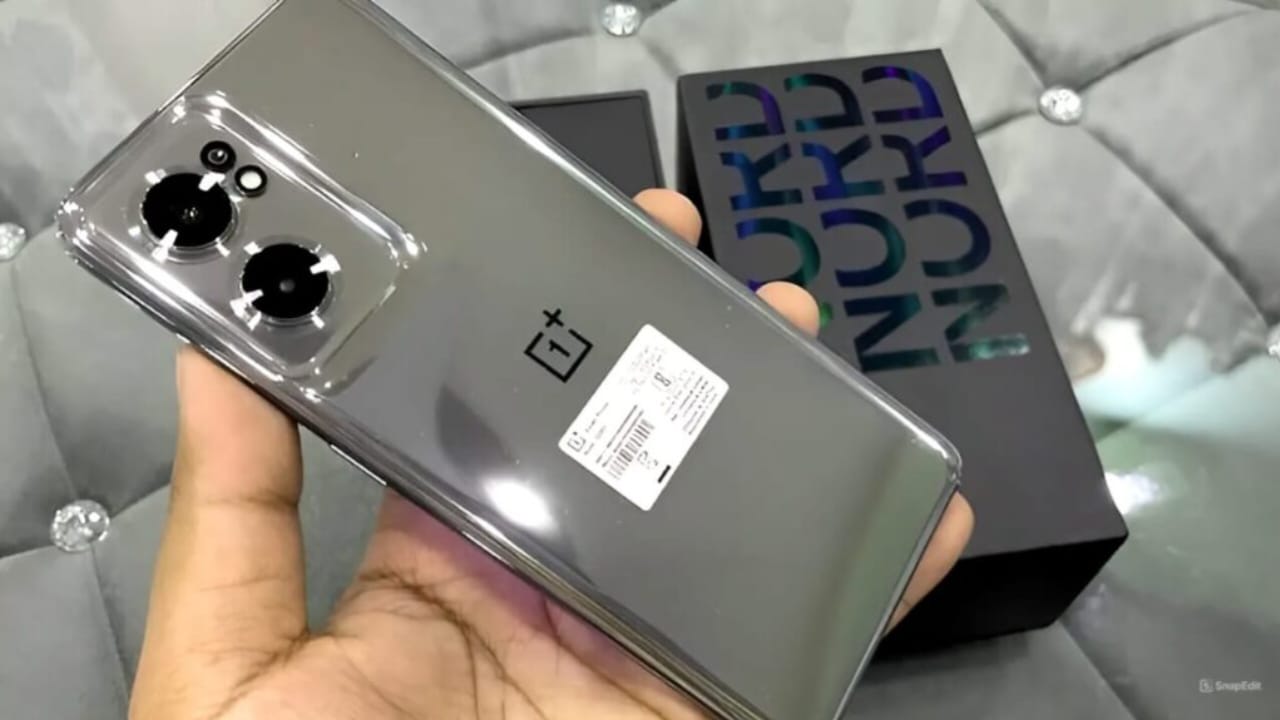 8000mAh की पॉवरफुल बैटरी और 12GB RAM तथा 512GB स्टोरेज के साथ लॉन्च हुआ Oneplus Nord 2T 5G स्मार्टफोन -