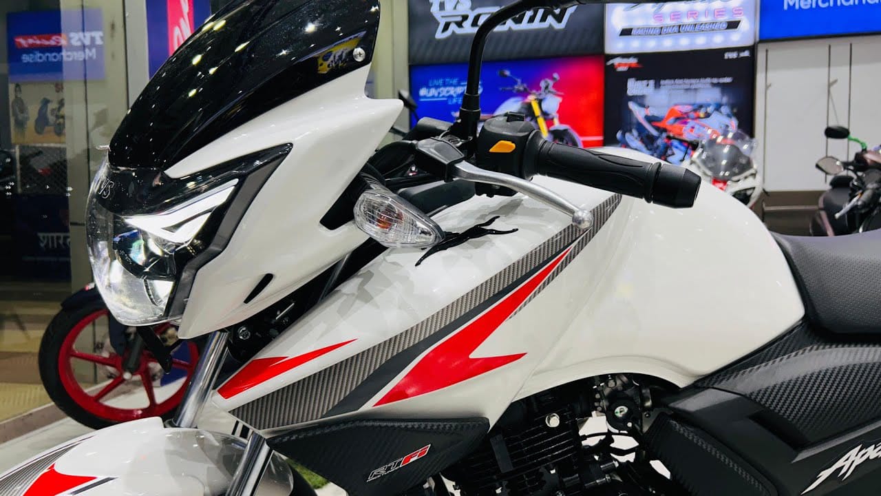 प्रीमियम फीचर्स के साथ लॉन्च हुआ TVS Apache RTR 160 Bikes। अब माइलेज मिलेगा भरपूर, जाने किया है इसकी कीमत